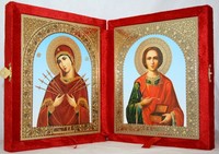 Икона-складень Божья Матерь Семистрельная и Пантелеймон Целитель (15*18 см)