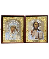 Кожаный складень не вынимающийся лик 10х12 Софрино белая одежда К-22-1 с золотым окладом, замочком и вышитым крестиком по средине, 32х13х6 см