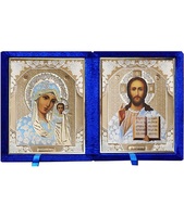 Бархатный складень с молдингом, лик 10х12 Софрино белая одежда Б-1012-ВМ-1-С вынимающийся, с замочком и вышитым крестиком, 26х15х3 см