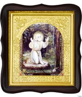 Икона Серафима Саровского на камне 17-ФТ-187 26х29 см деревянный фигурный тёмный киот, лик 15х18, оклад (риза) золото