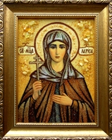Янтарная икона Лариса
